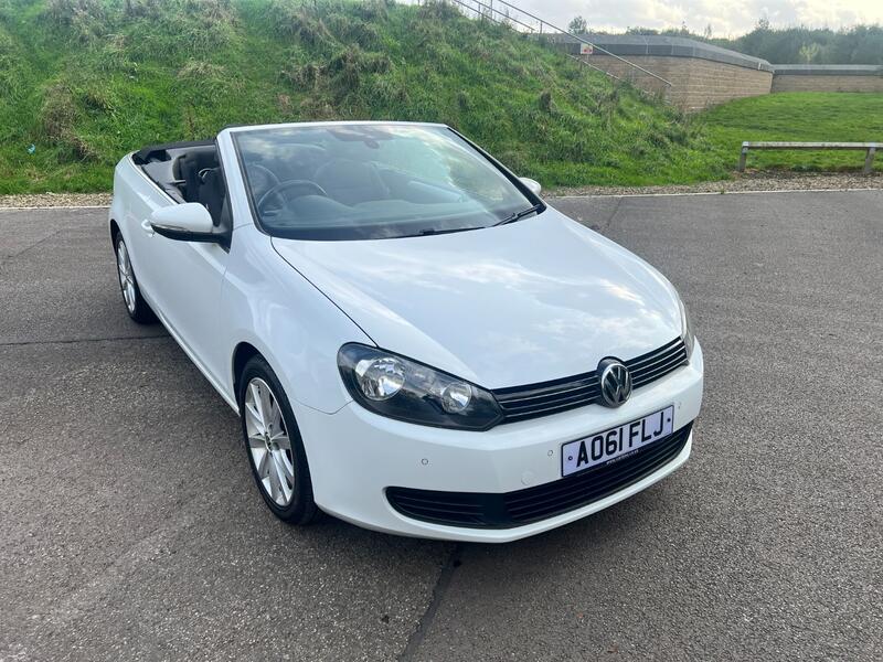 View VOLKSWAGEN GOLF 1.6 TDI BLUEMOTION TECH SE