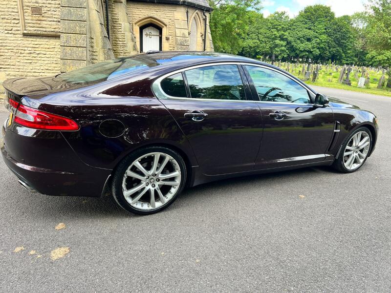 JAGUAR XF