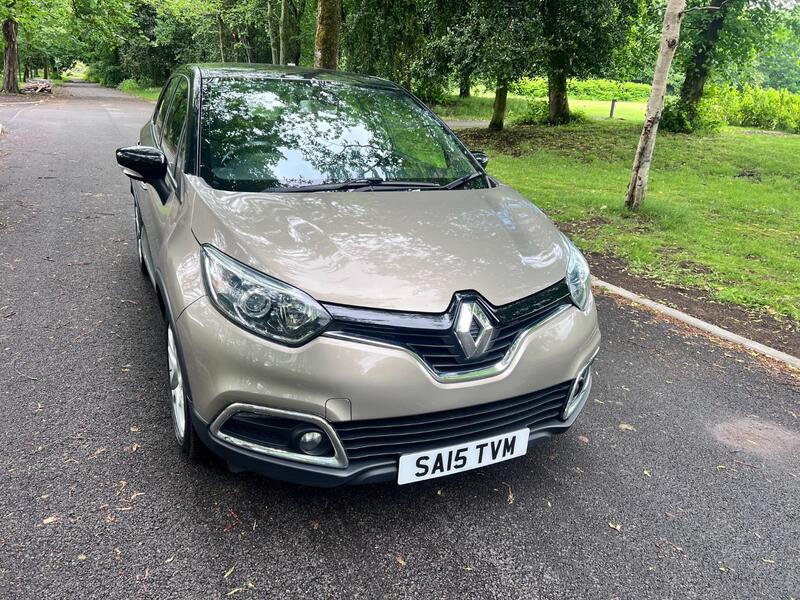 View RENAULT CAPTUR 1.5 Dynamique MediaNav dCi 90 Stop & Start