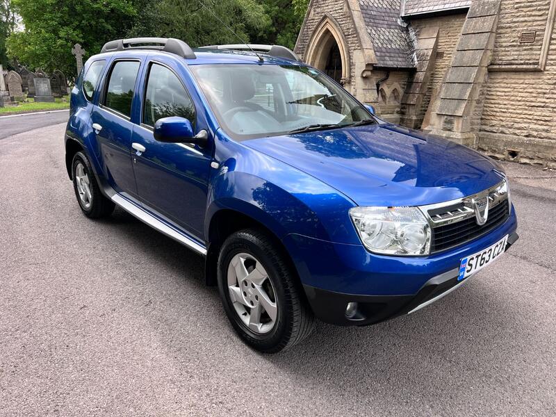 View DACIA DUSTER 1.5 dCi Laureate