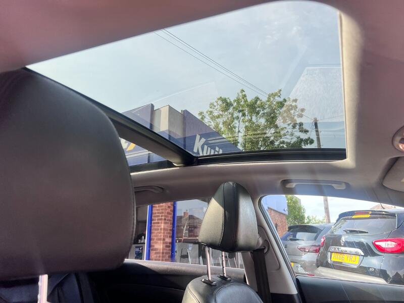 View HYUNDAI I40 1.7 CRDi Blue Drive Premium