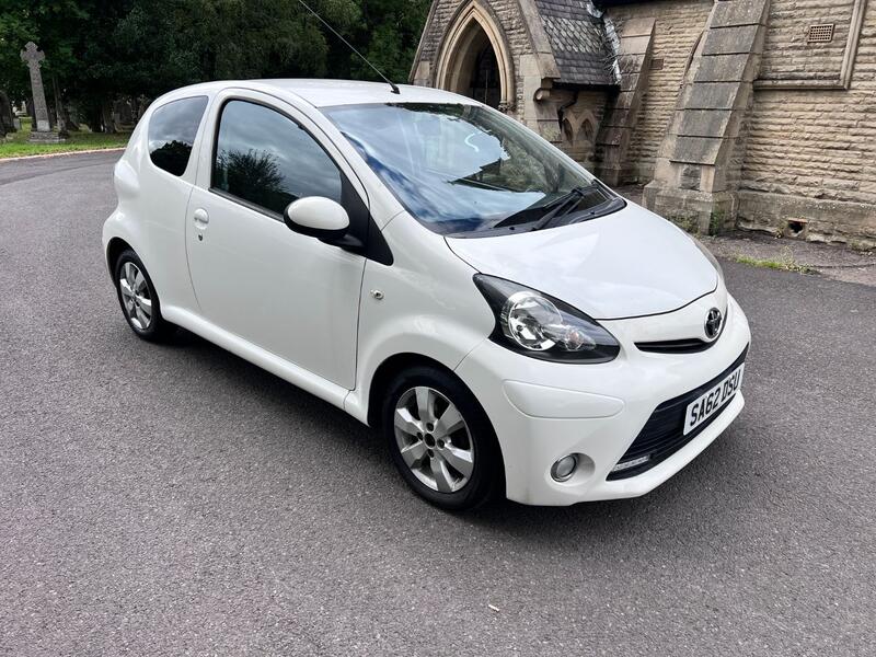 View TOYOTA AYGO 1.0 VVT-i Fire