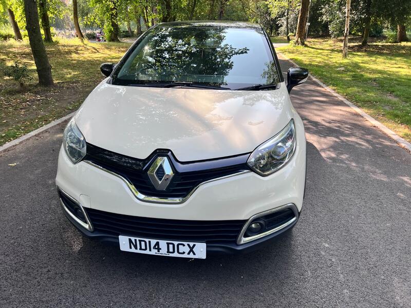 View RENAULT CAPTUR 1.5 Dynamique S MediaNav dCi 90 Stop & Start